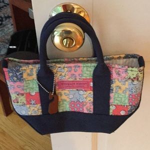 Vineyard Vines mini purse